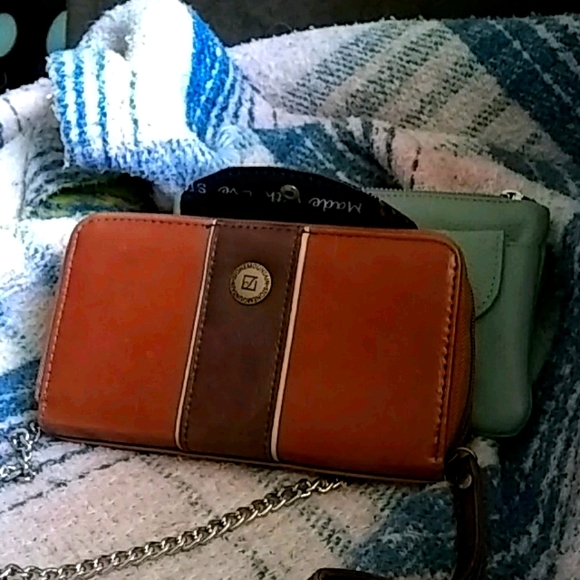 Stone mountain leather wallet - Picture 1 of 1
